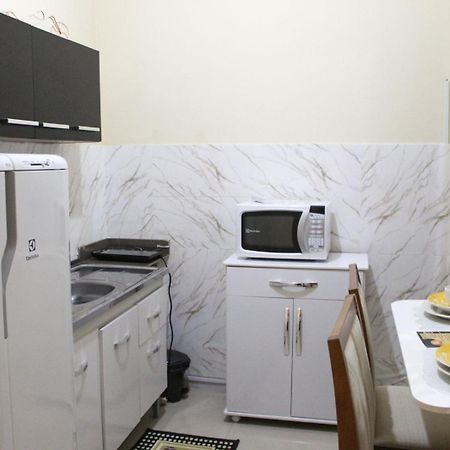 Kitnet Moderna, Confortavel , Climatizada E Linda 7A Montes Claros Exteriör bild