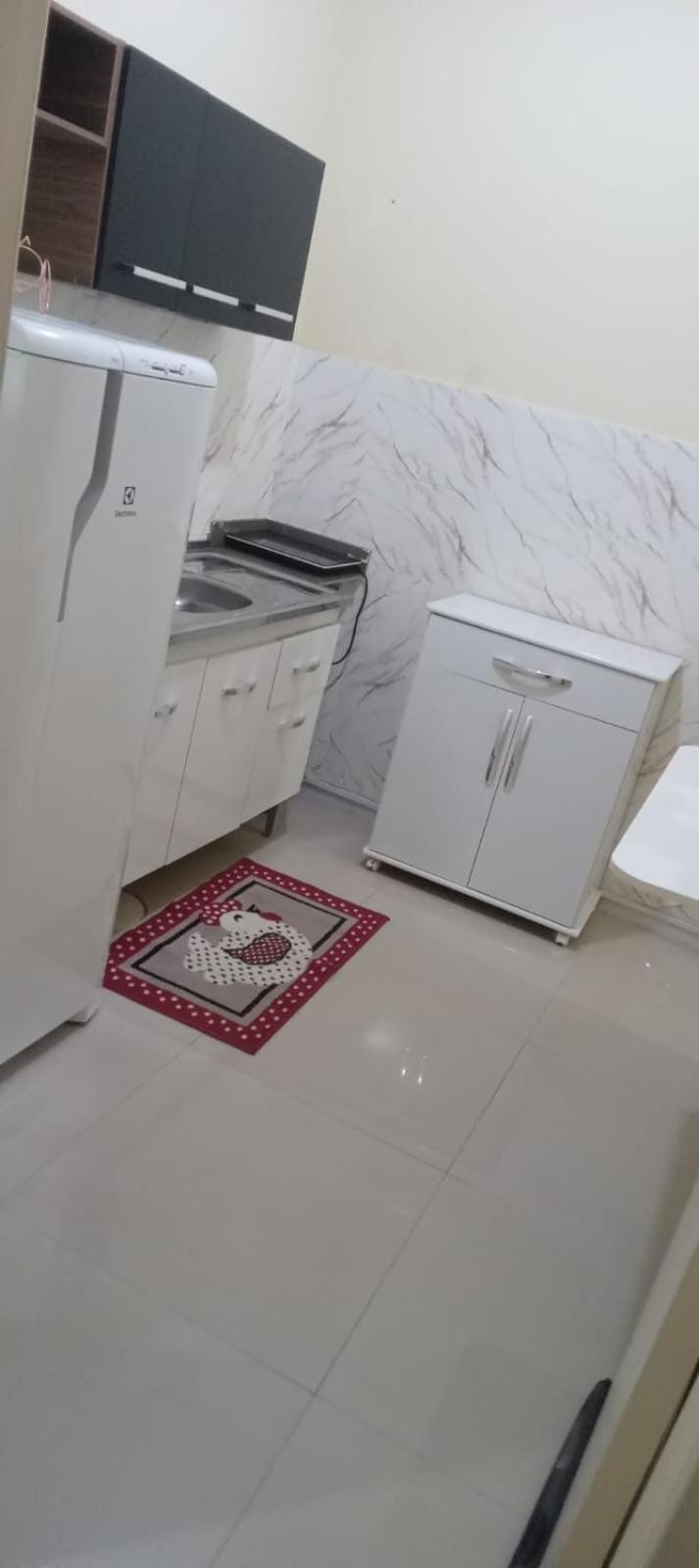 Kitnet Moderna, Confortavel , Climatizada E Linda 7A Montes Claros Exteriör bild
